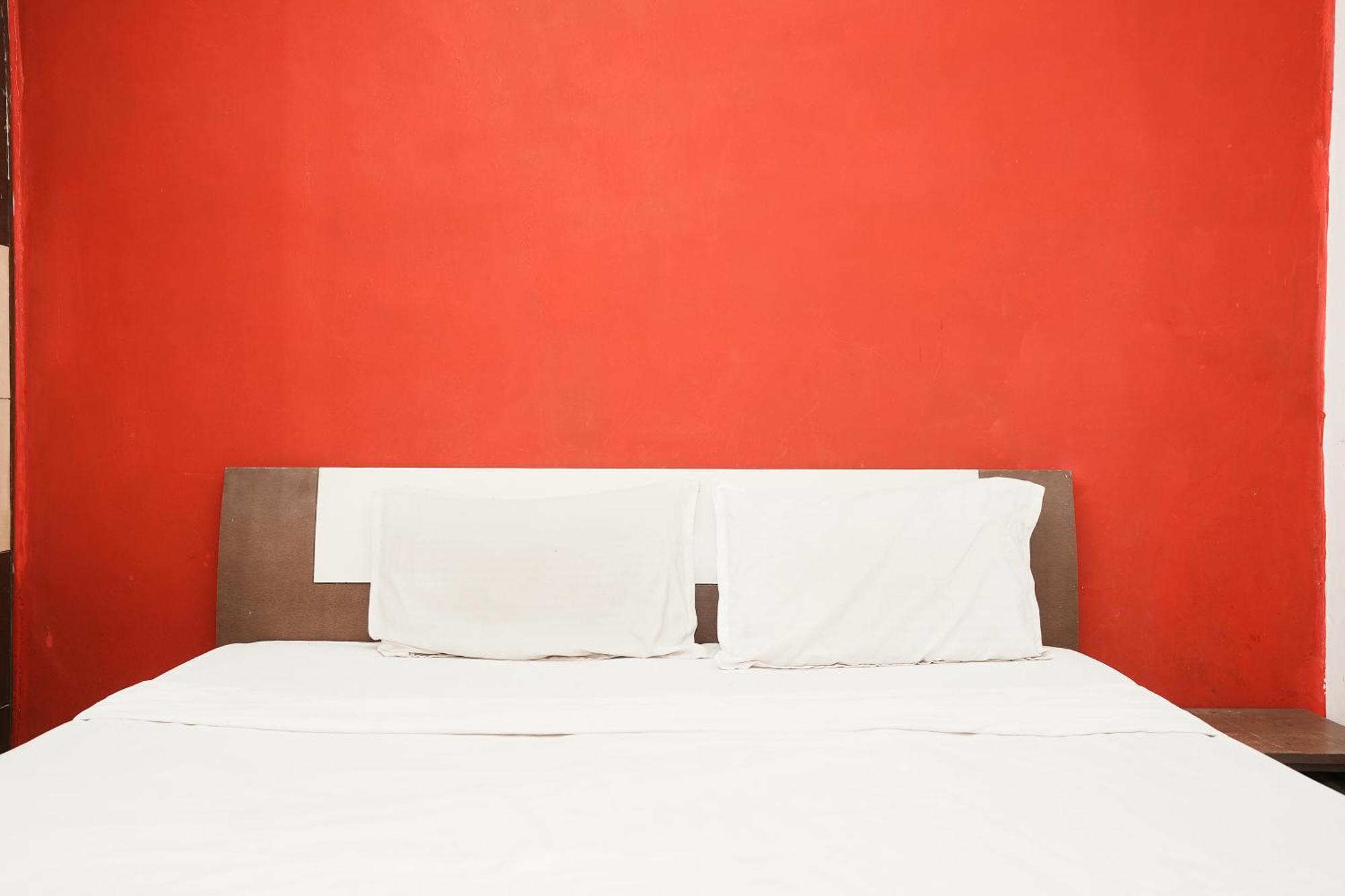 Hotel Sunrise Moon New Delhi Bagian luar foto